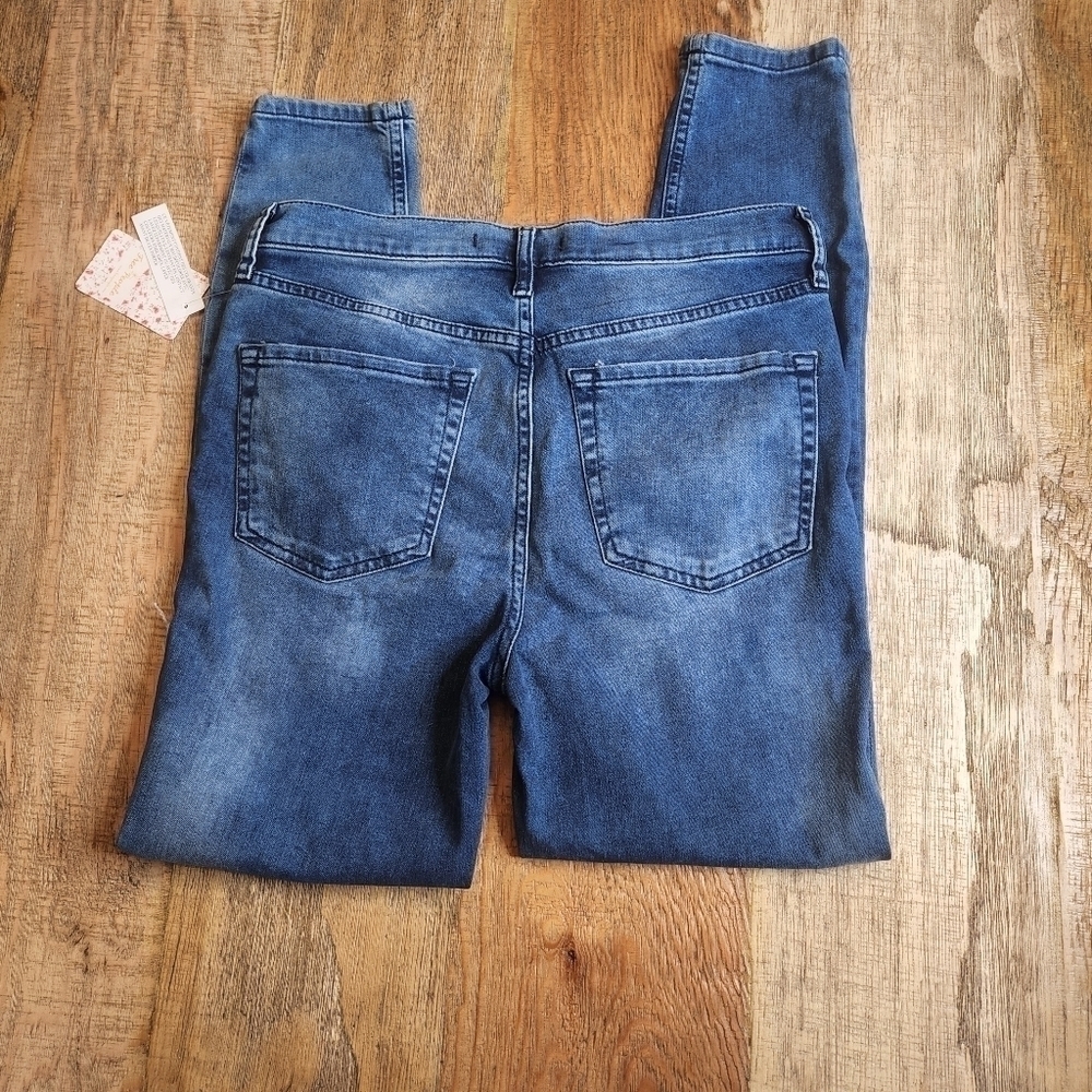 New Free People High Rise Busted Skinny - Picture 7 of 8